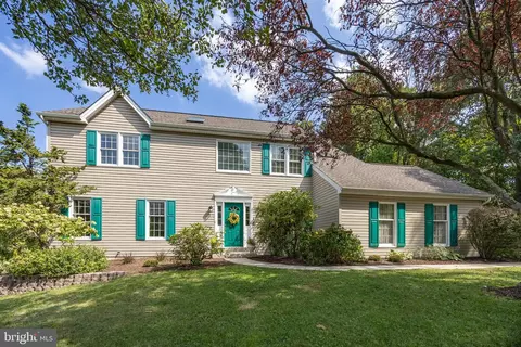 1501 Grovenor Ct, West Chester, PA 19380