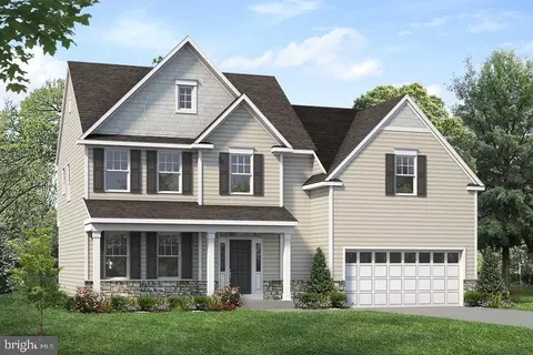 122 Petrelia Dr, Honey Brook, PA 19344