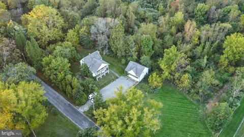70 Chapel Rd, Coatesville, PA 19320