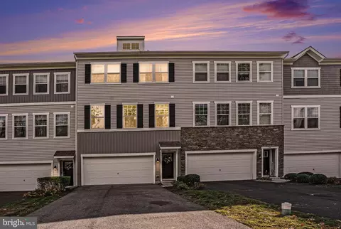 348 Dawson Pl, Downingtown, PA 19335