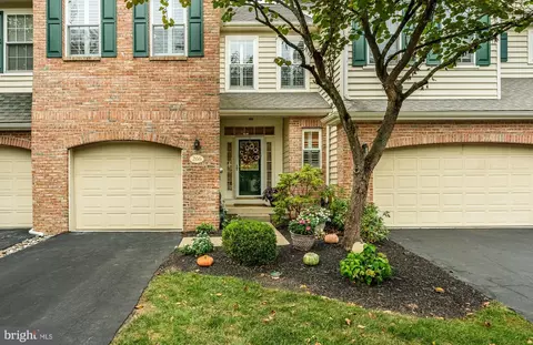 266 Cherry Ln, Kennett Square, PA 19348