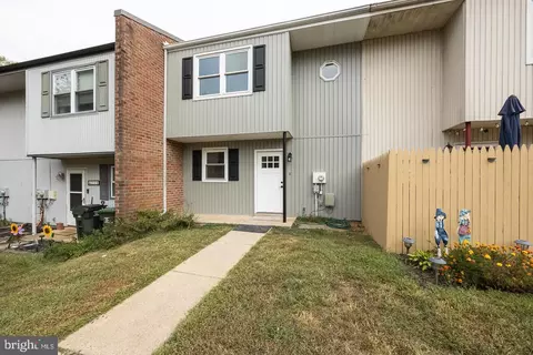215 Westbury Ct, Downingtown, PA 19335