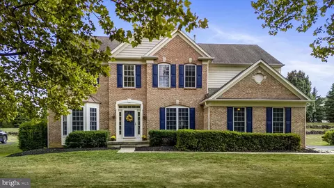 844 Topaz Dr, West Chester, PA 19382
