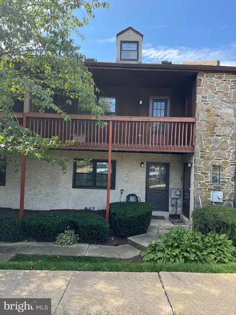 137 Weedon Ct, West Chester, PA 19380