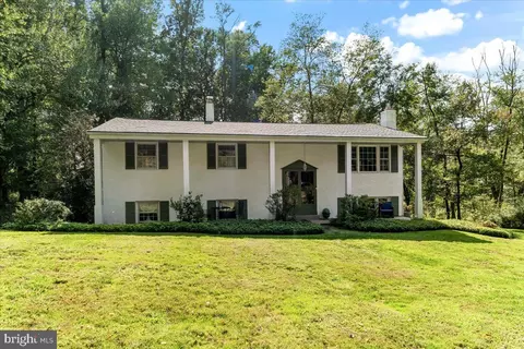 1056 E Niels Ln, West Chester, PA 19382