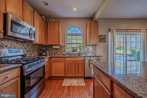 407 Lake George Cir, West Chester, PA 19382
