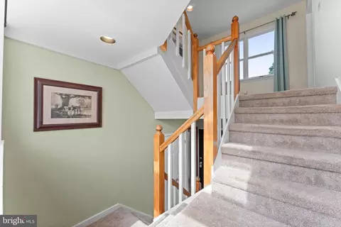 Entry Way - 473 Quigley Ave, Wayne, PA 19087 photo 13 of 14