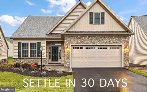 614 Greenbriar Path, Cochranville, PA 19330