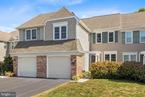 922 Samantha Cir, Chester Springs, PA 19425