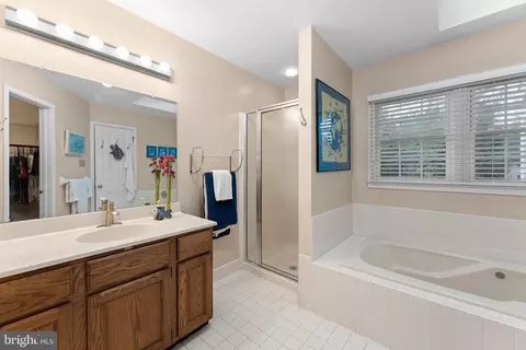 19 Windsor Cir, Chesterbrook, PA 19087 photo 17