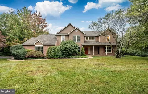 32 Wetherill Ln, Chester Springs, PA 19425