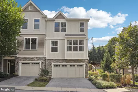7 Treyburn Dr, Paoli, PA 19301