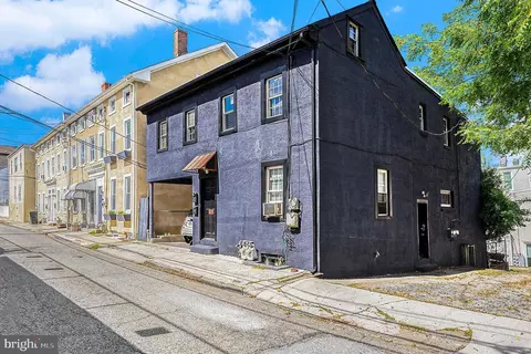 165 Prospect St, Phoenixville, PA 19460