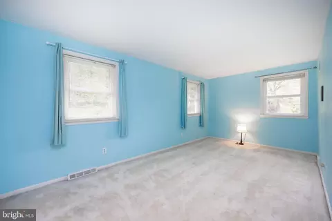 Bedroom - 604 Brainerd Pl, Exton, PA 19341 photo 5 of 6