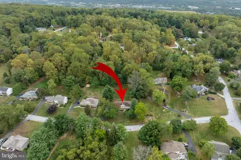 View/Area - 604 Brainerd Pl, Exton, PA 19341 photo 2 of 4