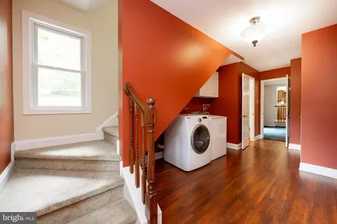 Entry Way - 604 Brainerd Pl, Exton, PA 19341 photo 3 of 5