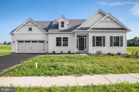 128 Lincolnshire St #142, Oxford, PA 19363