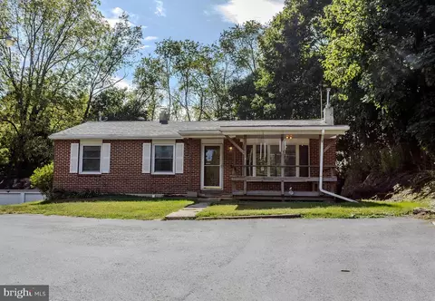 1033 Doe Run Rd, Coatesville, PA 19320