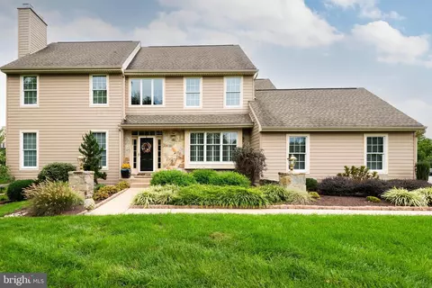1322 Vale Dr, West Chester, PA 19382
