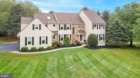 323 Barn Hill Rd, West Chester, PA 19382