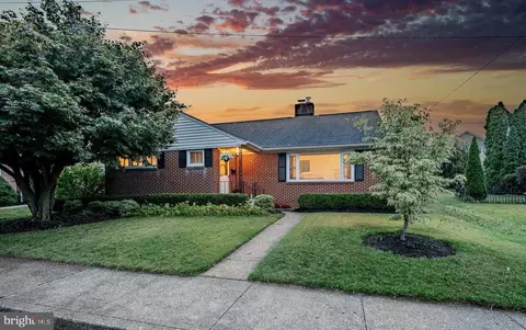 340 William St, Downingtown, PA 19335