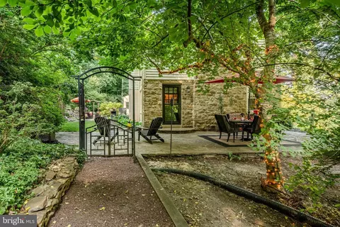 321 Old Kings Hwy, Downingtown, PA 19335