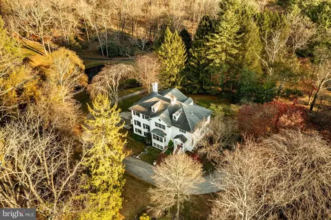 124 Center Mill Rd, Chadds Ford, PA 19317
