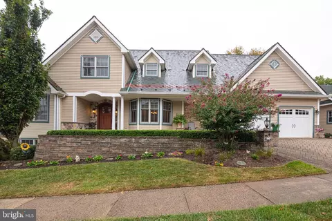 401 Chestnut St, Spring City, PA 19475