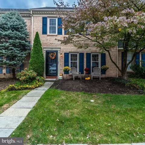604 Shippen Dr, Chester Springs, PA 19425
