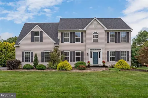 10 Spring Hill Dr, Lincoln University, PA 19352