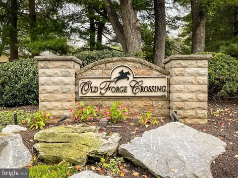 331 N Old Forge Xing #331, Devon, PA 19333