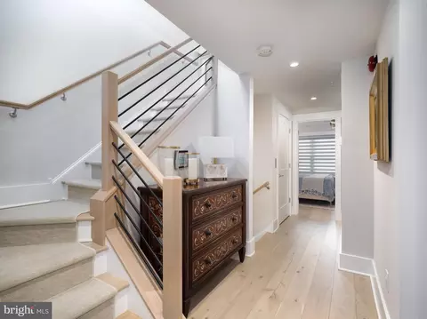 Entry Way - 6 Samantha Way, Devon, PA 19333 photo 11 of 12
