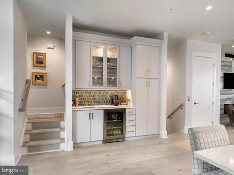 Entry Way - 6 Samantha Way, Devon, PA 19333 photo 7 of 12