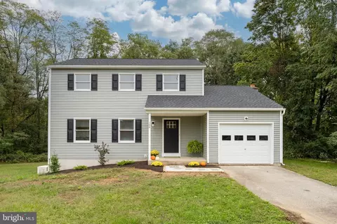 106 Columbia Dr, Coatesville, PA 19320