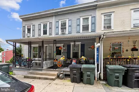 202 W Chestnut St, Coatesville, PA 19320