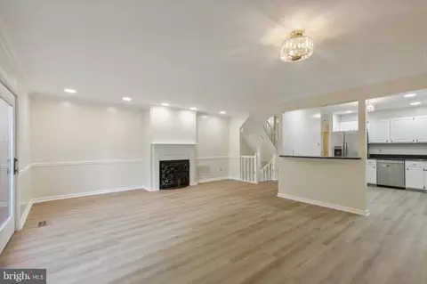 Living - 39 Main St, Chesterbrook, PA 19087 photo 1 of 6
