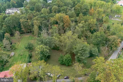 1750 Art School Rd, Chester Springs, PA 19425