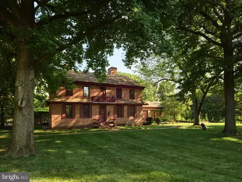 1001 Hillendale Rd, Chadds Ford, PA 19317