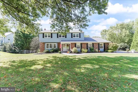 1525 Alison Dr, West Chester, PA 19380