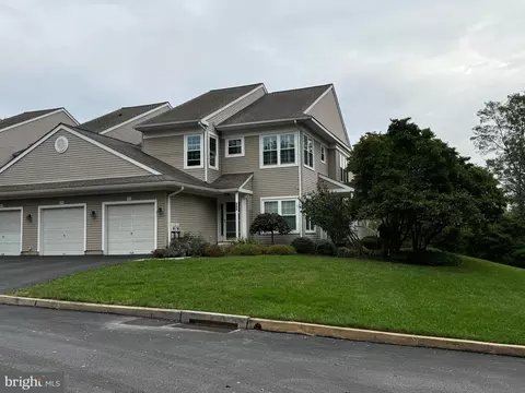 142 Huntingdon Ct #1702, Phoenixville, PA 19460