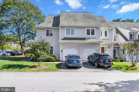 36 S Orchard Ave, Kennett Square, PA 19348