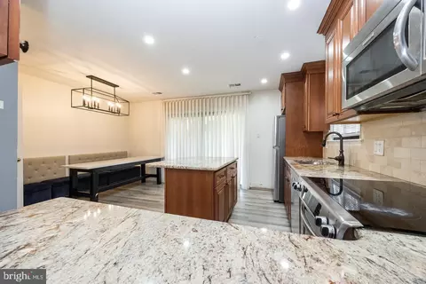 3 Flintlock Ln, Chesterbrook, PA 19087 photo 5