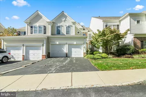 707 Mercers Mill Ln, West Chester, PA 19382