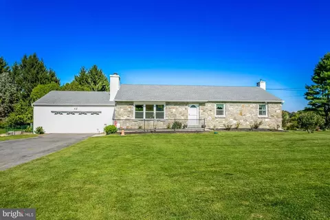 20 Keller Way, Downingtown, PA 19335