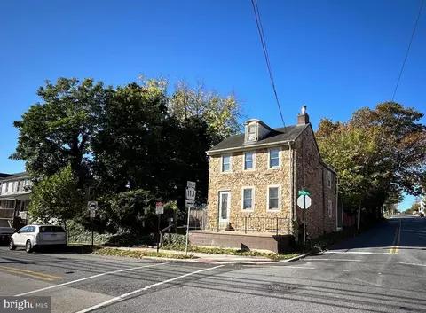 240 Dayton St, Phoenixville, PA 19460