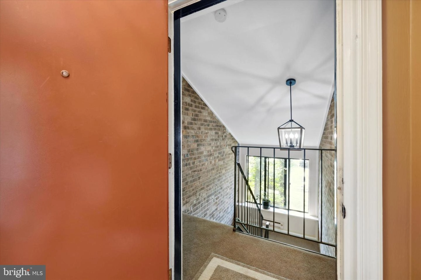 Entry Way - 609 Mountainview Dr, Chesterbrook, PA 19087 photo 5 of 6