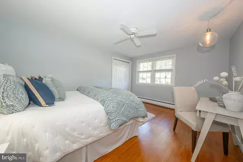 Bedroom - 576 Park Ridge Dr, Wayne, PA 19087 photo 4 of 7