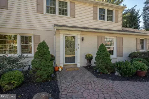 Exterior - 576 Park Ridge Dr, Wayne, PA 19087 photo 2 of 10