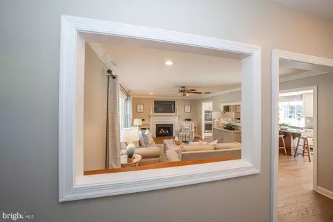 Entry Way - 576 Park Ridge Dr, Wayne, PA 19087 photo 3 of 3