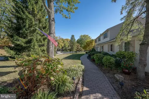 Exterior - 576 Park Ridge Dr, Wayne, PA 19087 photo 4 of 10